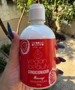 Condicionador Vegan Beauty Morango Reconstrução 250g - Twoone Onetwo Natural Vegana